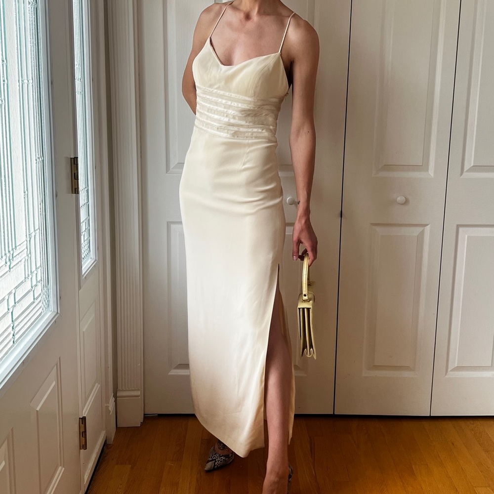 Y2K Elegant Cream Evening Gown - Picture 7 of 10
